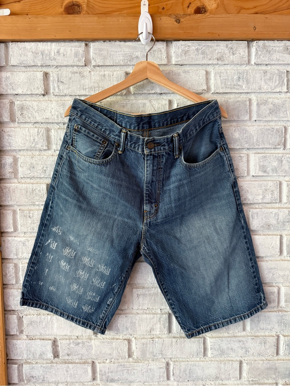Levi's jorts Distressed Blue Denim Jean Shorts size 32